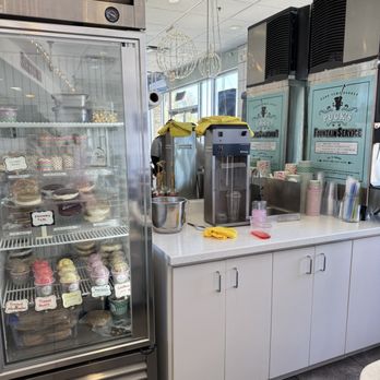 Twisterz Frozen Dessert - Milkshake & soda bar - Ice Cream & Frozen Yogurt Near Me - Mesa, Arizona Twisterz Frozen Dessert - Milkshake & soda bar - Ice Cream & Frozen Yogurt Near Me - Mesa, Arizona