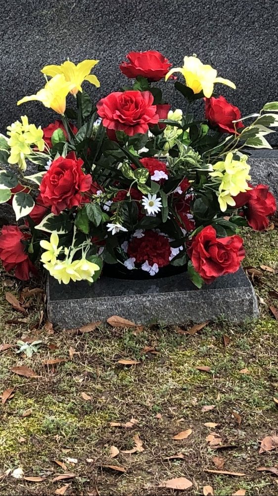 CAMDEN FLORAL CLOSED Updated August 2024 1114 Goodale Ave, Camden, South Carolina