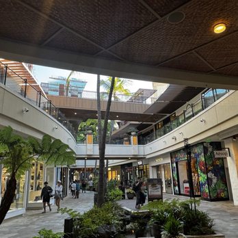 International Market Place - Shopping Centers Near Me - Honolulu, Hawaii International Market Place - Shopping Centers Near Me - Honolulu, Hawaii