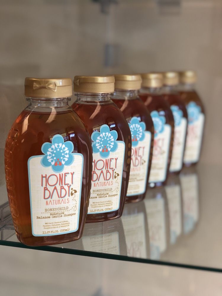 House of Melanin Logo