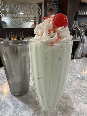Reds Soda Fountain and Ice Cream by null
