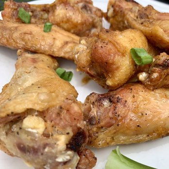 Hog Island Beer - Wings! - Breweries Near Me - Orleans, Massachusetts