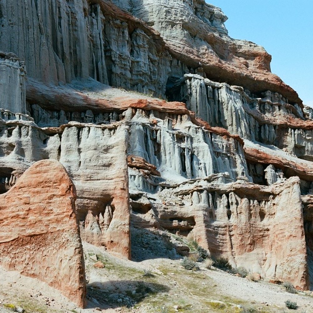 Red Rock Canyon. If you're visiting this park, you should visit Mother Road Museum on the same day. Red Rock Canyon. If you're visiting this park, you should visit Mother Road Museum on the same day.