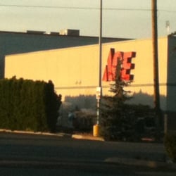 Ruggiero's Ace Hardware