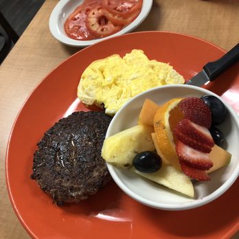Cafe One - Fruit and tomatoes instead of potatoes and bread. - Diners Near Me - Ormond Beach, Florida