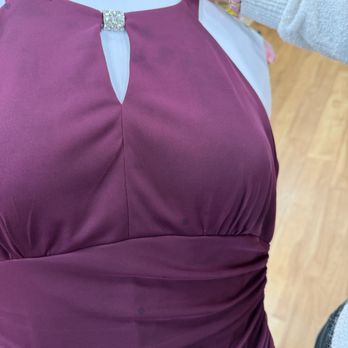 Dave's Quality Dry Cleaning - Dry Cleaning Near Me - Nashua, New Hampshire