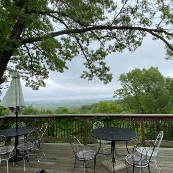 Lindwedel Winery - Gorgeous view out back - Wine Tasting Room Near Me - Branson, Missouri