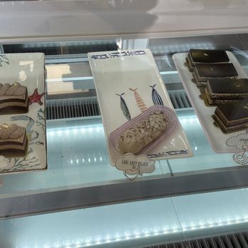 Maprang Bakery & Cafe - Desserts Near Me - Somerville, Massachusetts