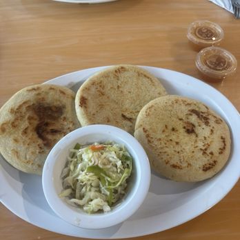La Champa Latín Grill - Pupusas and cabbage salad - Latin American Near Me - San Marcos, California La Champa Latín Grill - Pupusas and cabbage salad - Latin American Near Me - San Marcos, California