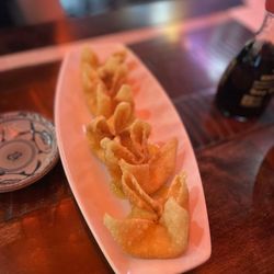 Blue Sushi Sake Grill - Mango Crab Rangoon