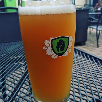 Hop Valley Brewing Company - Hefeweizen - Breweries Near Me - Eugene, Oregon