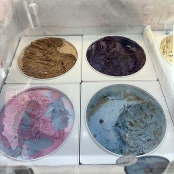 Baskin-Robbins - Ice cream  flavors - Ice Cream & Frozen Yogurt Near Me - Lancaster, California