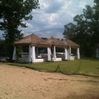 Lazy Gators - Great place for a group to lounge and have cocktails - Bars Near Me - Lake Ozark, Missouri
