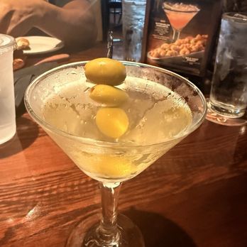 LongHorn Steakhouse - Dirty martini - Steakhouses Near Me - Plano, Texas LongHorn Steakhouse - Dirty martini - Steakhouses Near Me - Plano, Texas