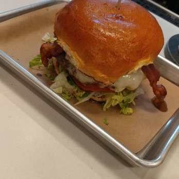 Big Buns - The Classic burger - Burgers Near Me - Arlington, Virginia