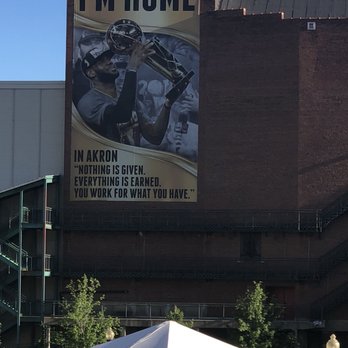 Lock 3 Park - i'm home sign on a building - Skating Rinks Near Me - Akron, Ohio