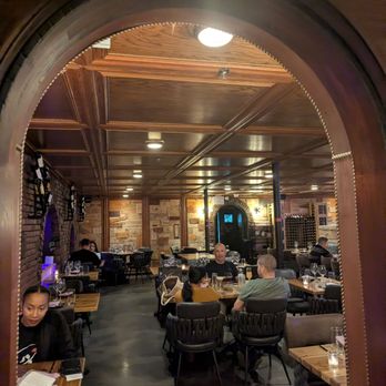 Violette’s - Main dinning room - Breakfast & Brunch Near Me - Staten Island, New York Violette’s - Main dinning room - Breakfast & Brunch Near Me - Staten Island, New York