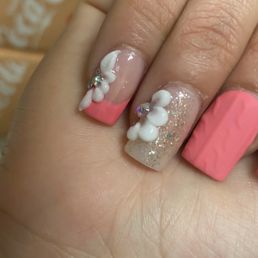 I loved my nails they do art unlike other places charging an arm and a leg for a basic acrylic gel job.