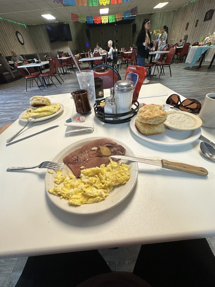 GALLAGHER’S Updated October 2024 2515 TN47, White Bluff, Tennessee