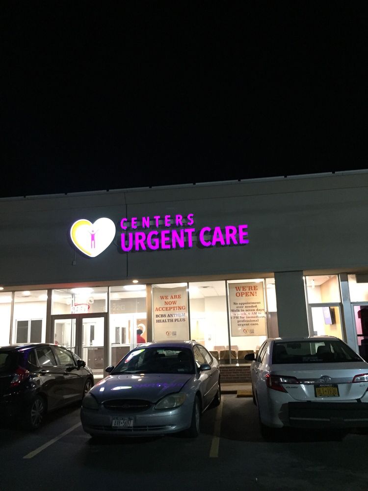 Centers Urgent Care 18 Photos 54 Reviews Urgent Care 6122g Fresh Pond Rd Maspeth Queens Ny Phone Number Yelp