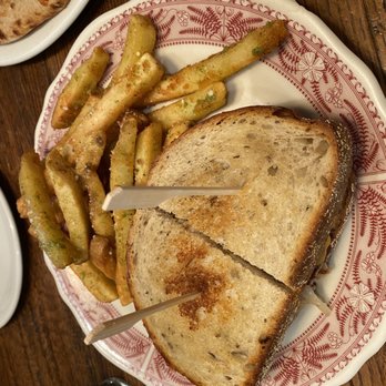 Corridor Brewery & Provisions - Patty melt with pesto fries - New American Near Me - Chicago, Illinois Corridor Brewery & Provisions - Patty melt with pesto fries - New American Near Me - Chicago, Illinois