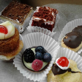 Cardinali Bakery - Minis - Bakeries Near Me - Carle Place, New York Cardinali Bakery - Minis - Bakeries Near Me - Carle Place, New York