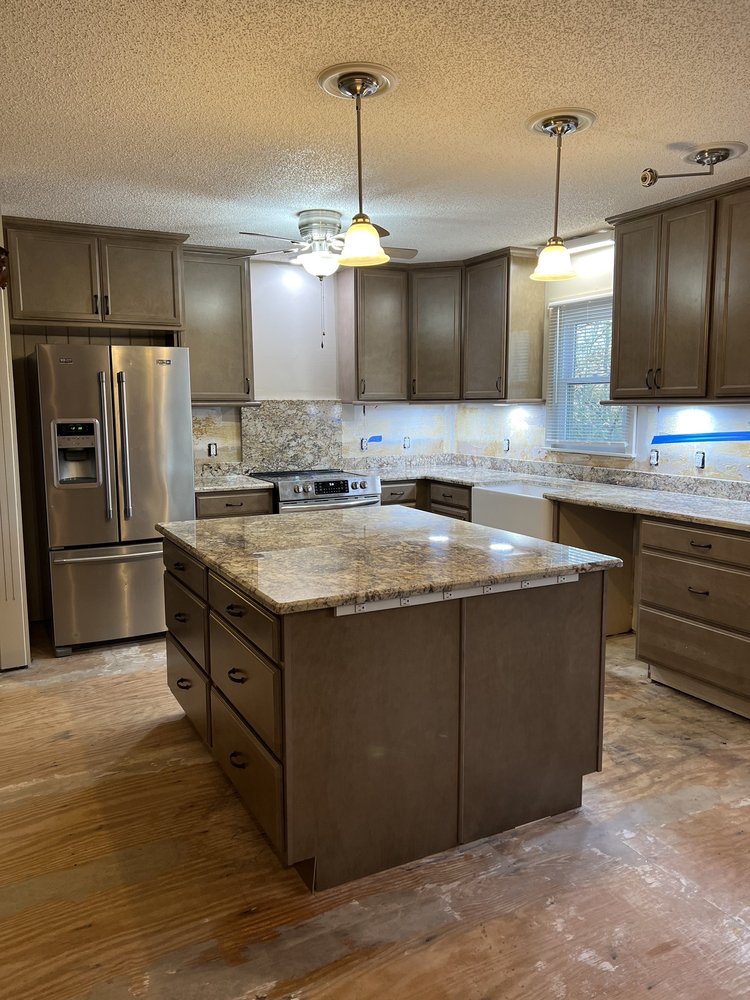 MC Granite Countertops Hickory - countertop fabricator in Hickory, NC