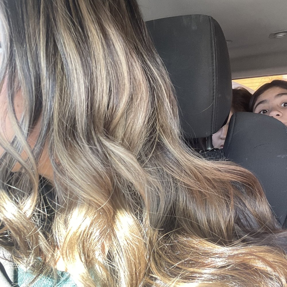 Photo bomber spying my good highlights Photo bomber spying my good highlights