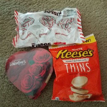 Alfredo's Deli - Valentine's Day candy freebies. They were also giving out free stuffed animals - Delis Near Me - Torrington, Connecticut