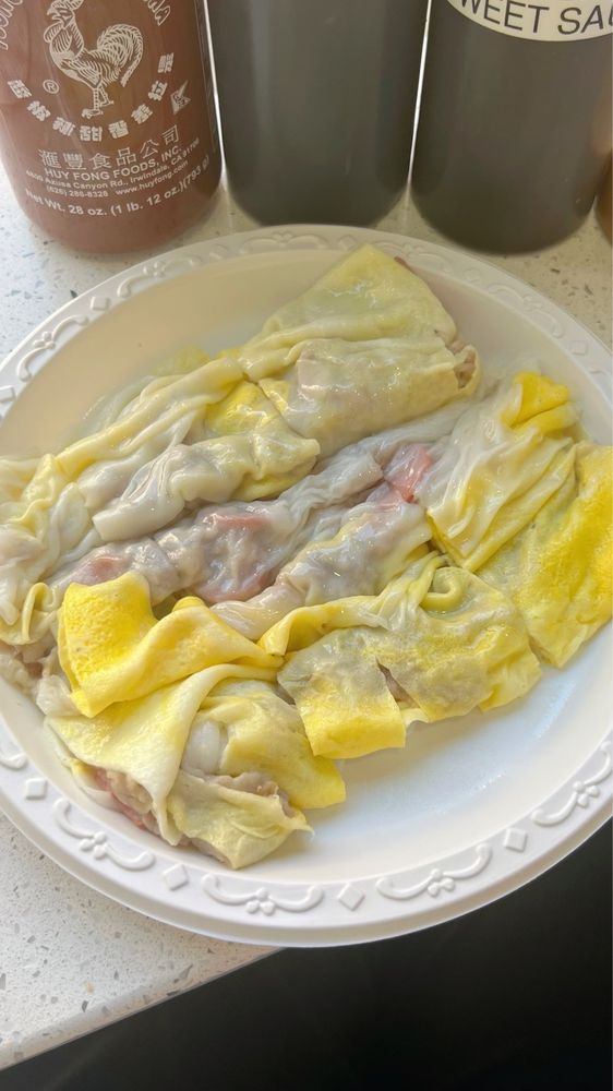 Joe's Steam Rice Roll Logo