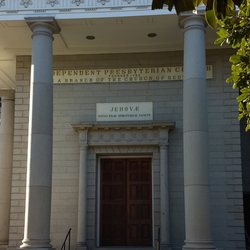 Independent Presbyterian Church - Interesting features in stonework...
