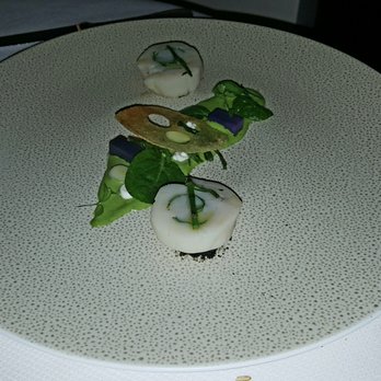 Daniel - Butter poached scallops - French Near Me - New York, New York Daniel - Butter poached scallops - French Near Me - New York, New York