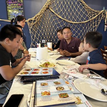 Crabsark Crawfish Seafood & Grill - Table - Seafood Near Me - Katy, Texas Crabsark Crawfish Seafood & Grill - Table - Seafood Near Me - Katy, Texas