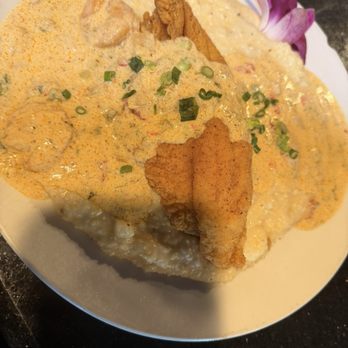 B Spot Nola - Catfish + Grits - Soul Food Near Me - New Orleans, Louisiana