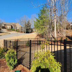 T & B Fence