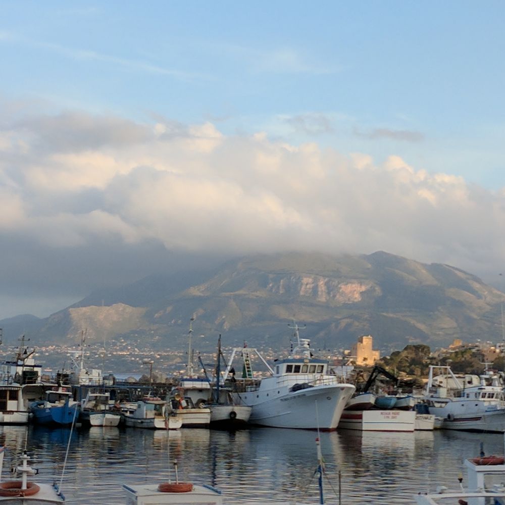 Taormina: Jewel of Sicily with Stunning Views, image size:1000x1000