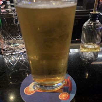 Brickhouse Tavern - Stella - American Near Me - Davidson, North Carolina Brickhouse Tavern - Stella - American Near Me - Davidson, North Carolina
