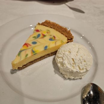 The Black Molly Grill - Key lime pie - American Near Me - St. Augustine, Florida The Black Molly Grill - Key lime pie - American Near Me - St. Augustine, Florida
