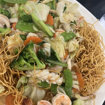 Pho Que Huong - Mi xào giòn (seafood) - Vietnamese Near Me - Honolulu, Hawaii Pho Que Huong - Mi xào giòn (seafood) - Vietnamese Near Me - Honolulu, Hawaii