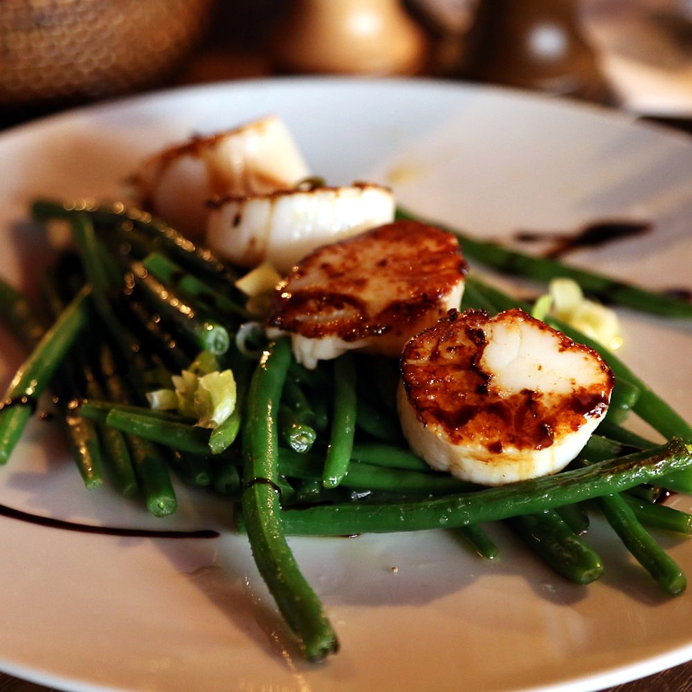 Au Père Louis - Grilled Fresh Scallops and Green Beans... - Wine Bars Near Me - Paris, 75 Au Père Louis - Grilled Fresh Scallops and Green Beans... - Wine Bars Near Me - Paris, 75