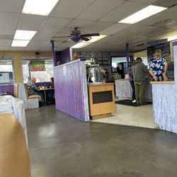 RJ's Restaurant - Looking toward the order counter