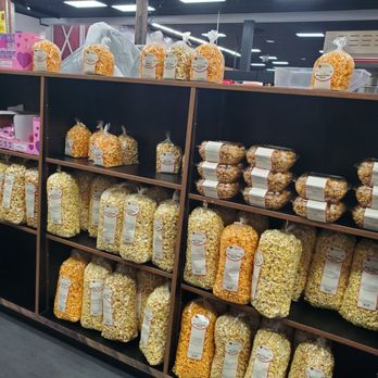 Clements' Marketplace - Grocery Near Me - Bristol, Rhode Island Clements' Marketplace - Grocery Near Me - Bristol, Rhode Island