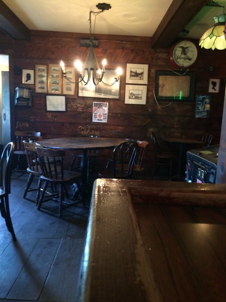 RON’S WEST END PUB CLOSED Updated September 2024 20 Photos & 16 Reviews 103 W End Ave