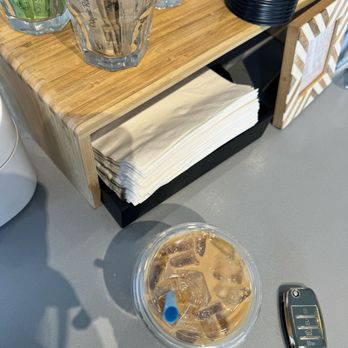 Della Coffee - Love the straws sorry turtles - Coffee & Tea Near Me - Houston, Texas