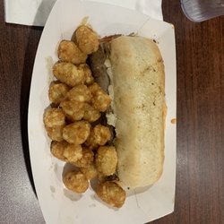 Goose River Brewing - Philly cheesesteak and tots