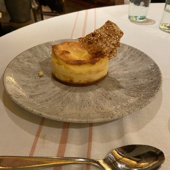 Filandón - Tarta de queso - light, warm, not too sweet. Great finish. - Spanish Near Me - Madrid, M