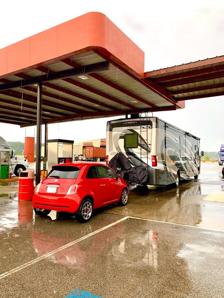 GRADY’S TRUCKSTOP Updated May 2024 12 Photos & 14 Reviews Yelp