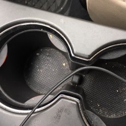 Jerry's Car Wash - Cup holders