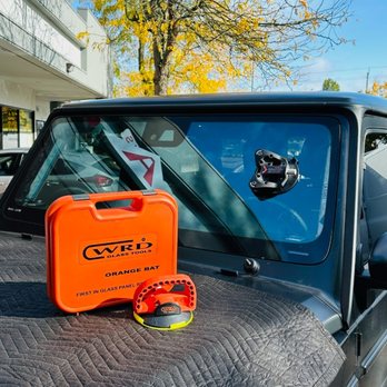 Premier Auto Glass - Auto Glass Services Near Me - Everett , Washington