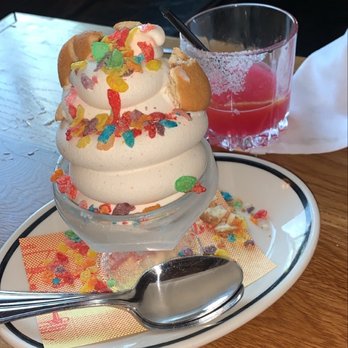 La Lucha - The best ice cream brown butter w cereal and vanilla wafers - Seafood Near Me - Houston, Texas La Lucha - The best ice cream brown butter w cereal and vanilla wafers - Seafood Near Me - Houston, Texas